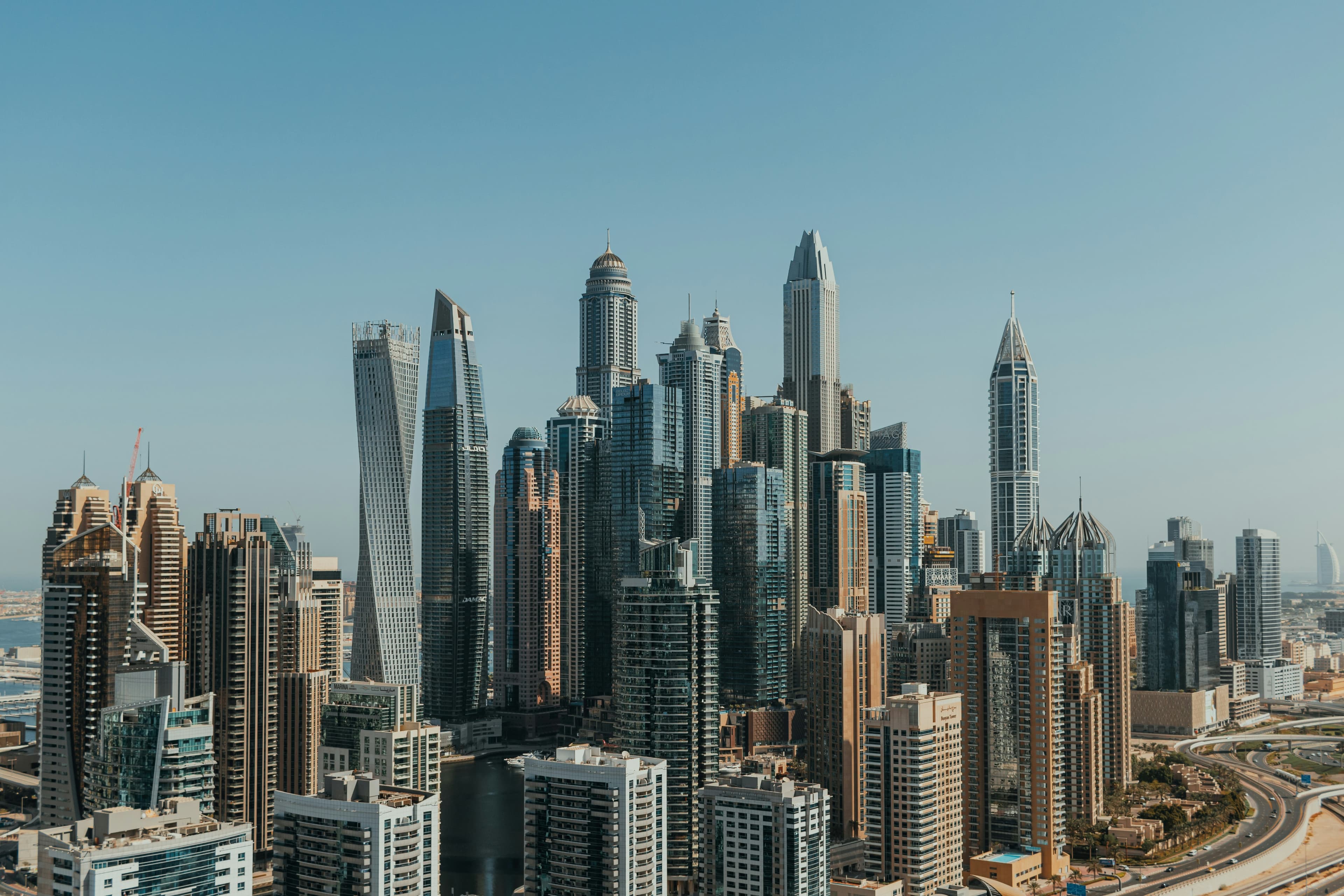 Essential Tips for Moving to Dubai